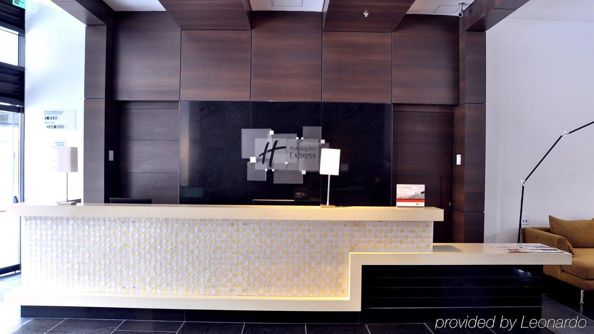 Express & Zona Financiera By Ihg Hotel 4*