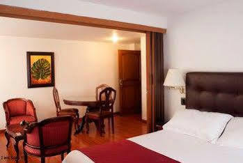Andes Aparthotel