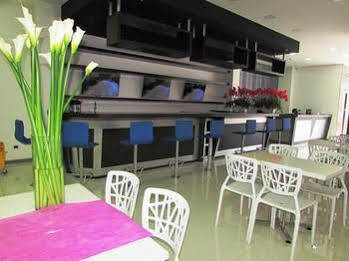 Aw Hotel Plaza Miranda 3* Bogotá