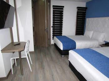 Aw Hotel Plaza Miranda 3* Bogota