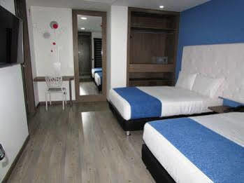 Hotel Aw Hotel Plaza Miranda 3*