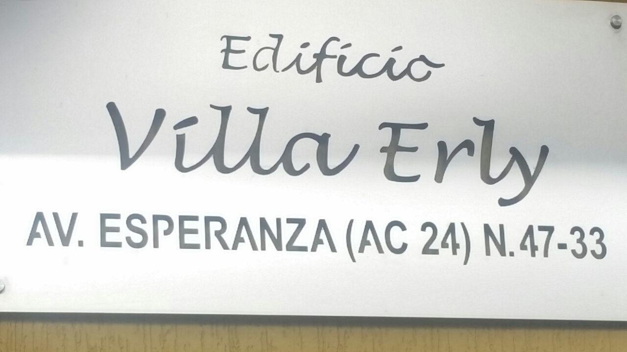 Erly Embajada Americana * Bogota