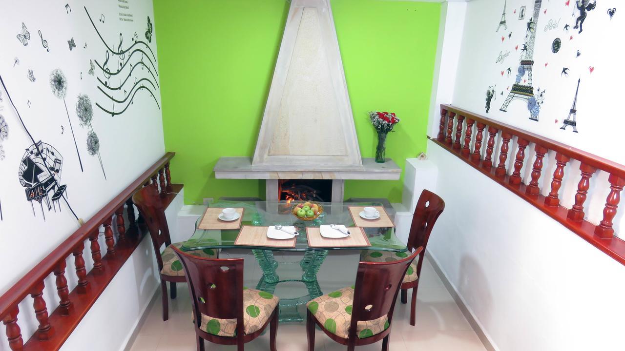 House Bed & Breakfast 3*