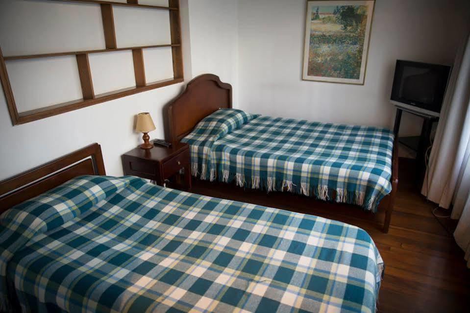 Real Hostel *