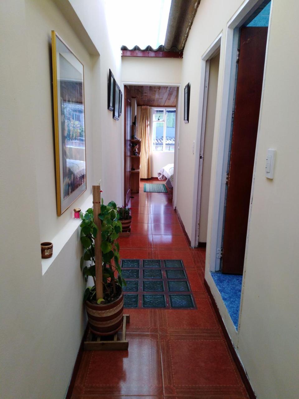 Habitacion 5 Minutos Aeropuerto Guest house *