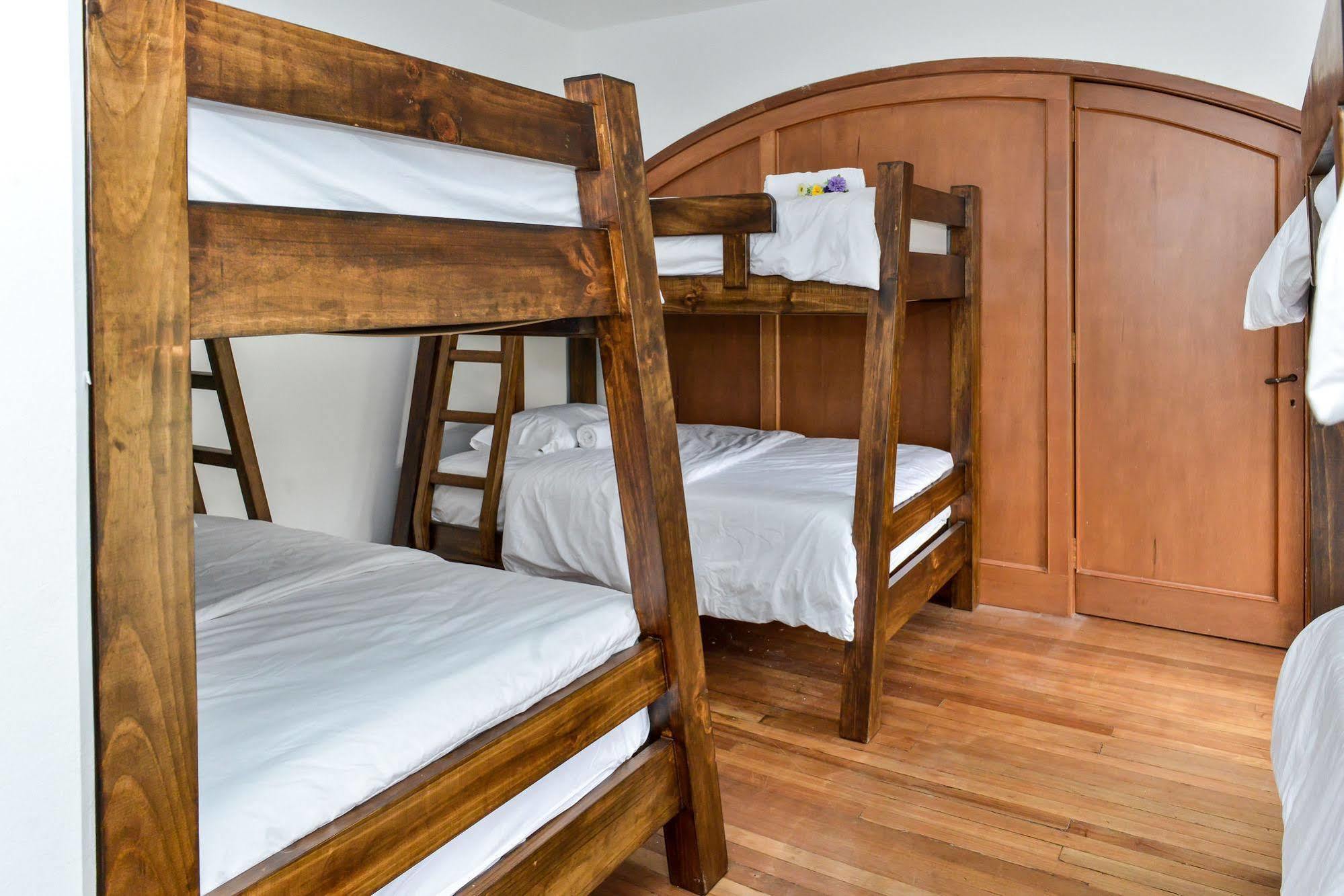 Pensión Mi Llave Hostels Bogotá
