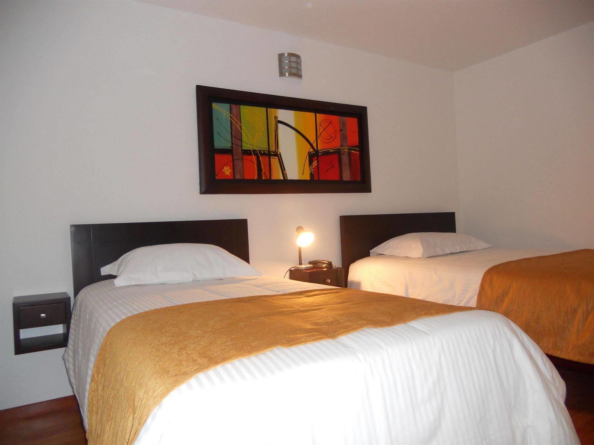 Hotel Expo Embajada Bogota