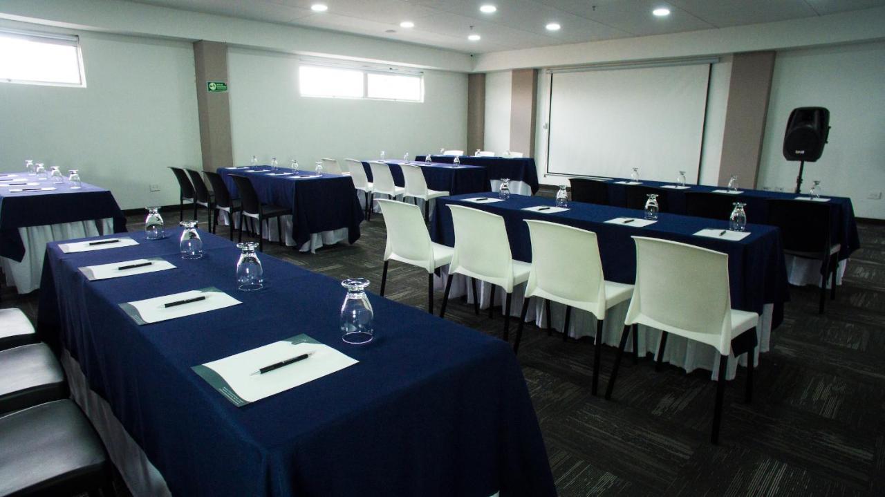 Wlh Silver Corferias Hotel Bogota