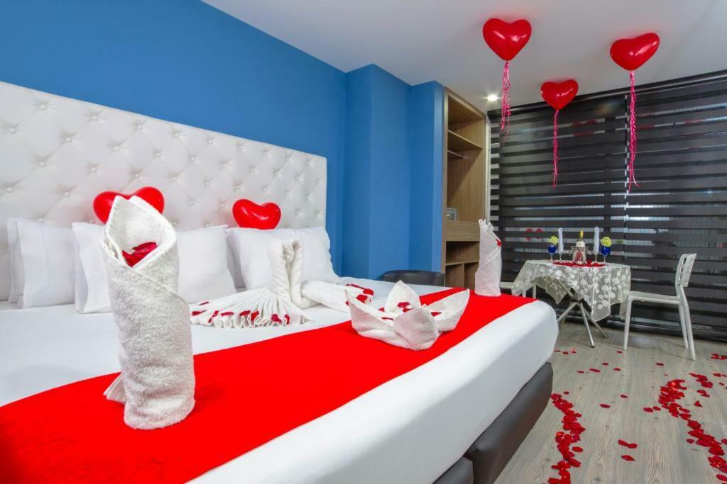 Aw Hotel Plaza Miranda 3*