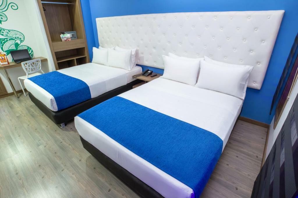 Aw Hotel Plaza Miranda Hotel 3*