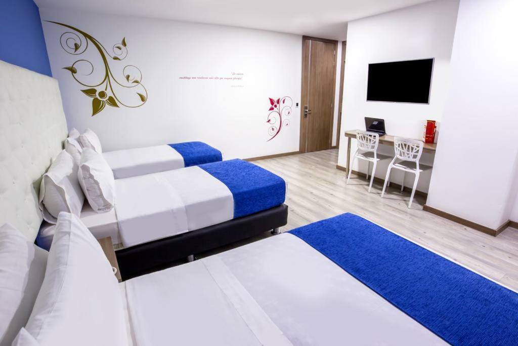 Aw Hotel Plaza Miranda Hotel 3*