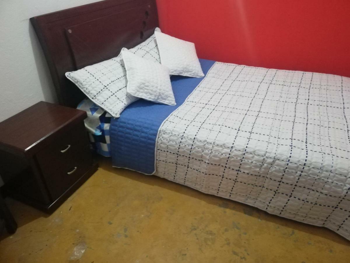 Gloria Hostel *