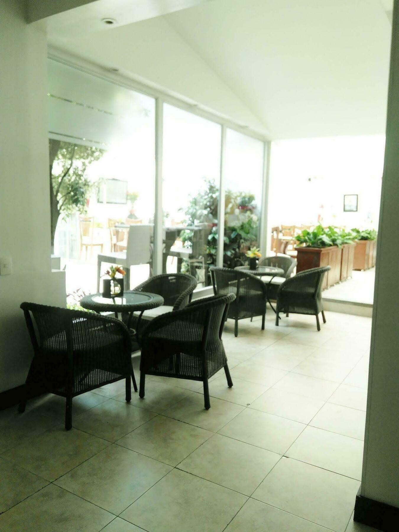Hotel Marbella Chico Bogotá