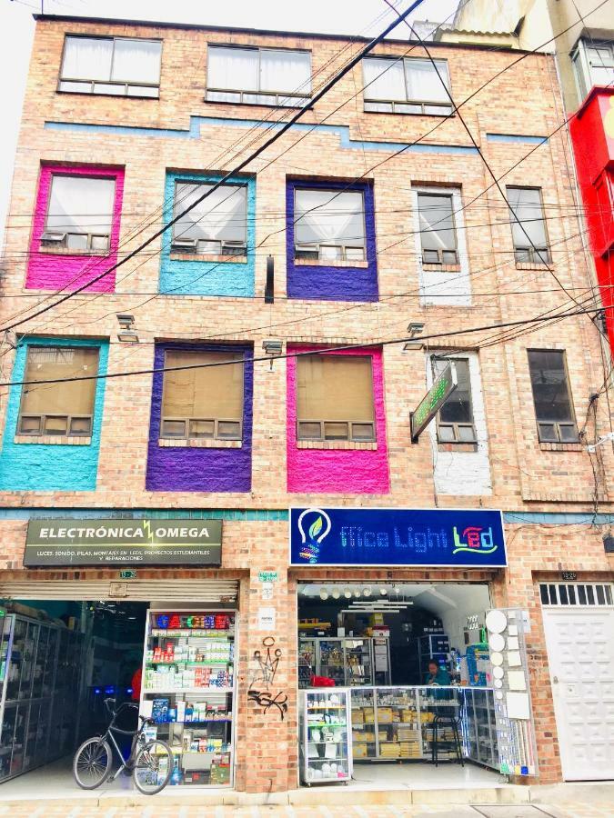 Lively Chapinero Hostel *