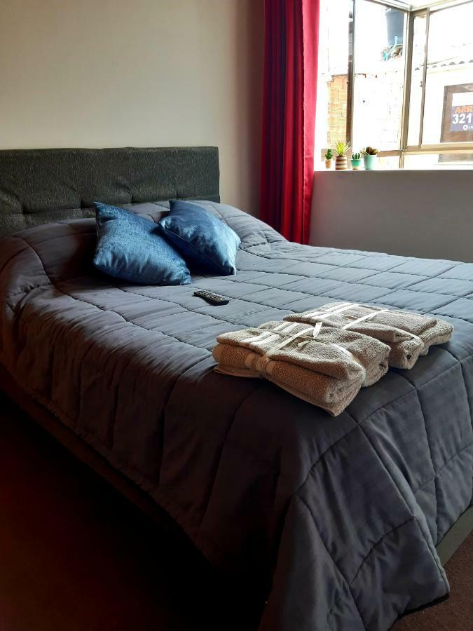 Country house Habitacion Remodelada Norte! Bogota