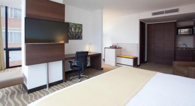 Hotel Express & Zona Financiera By Ihg Bogota