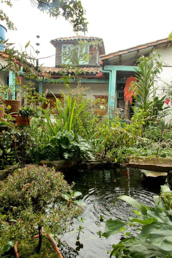 Guest house Anandamayi House 2*