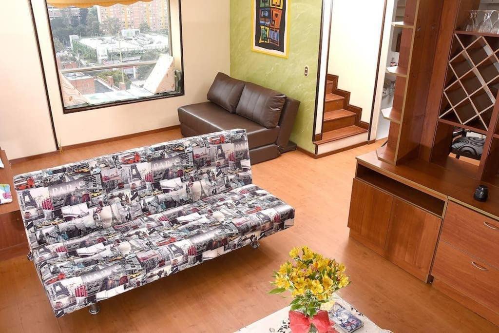 Homy #7 - Corferias, Embassy, Airport, G12, Un, Agora Apartamento *