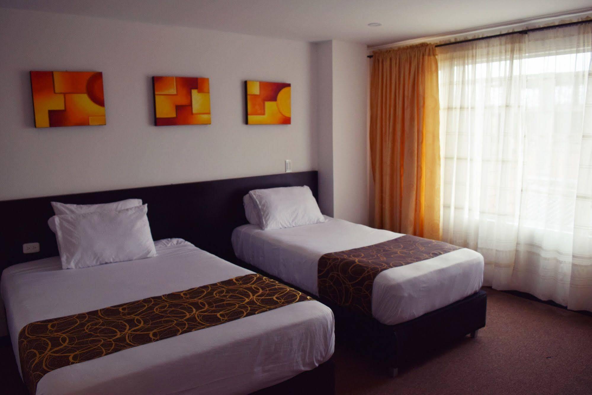 Hotel Ayenda 1063 Golden