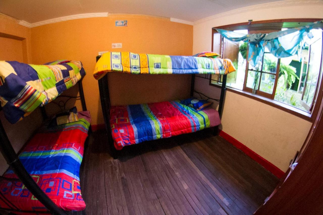 Guest house Casa Locombia *