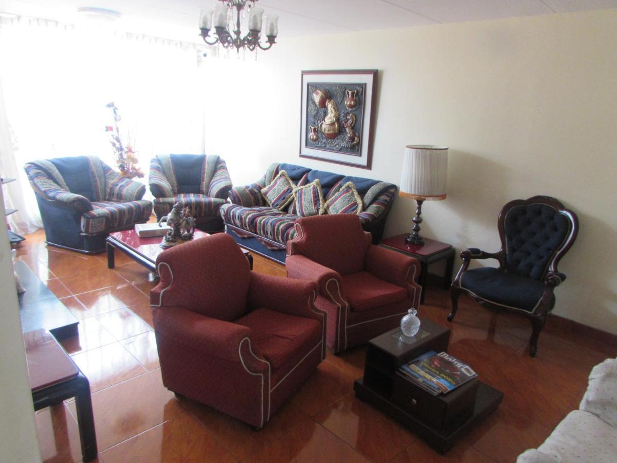 Touristic House Homestay Bogota