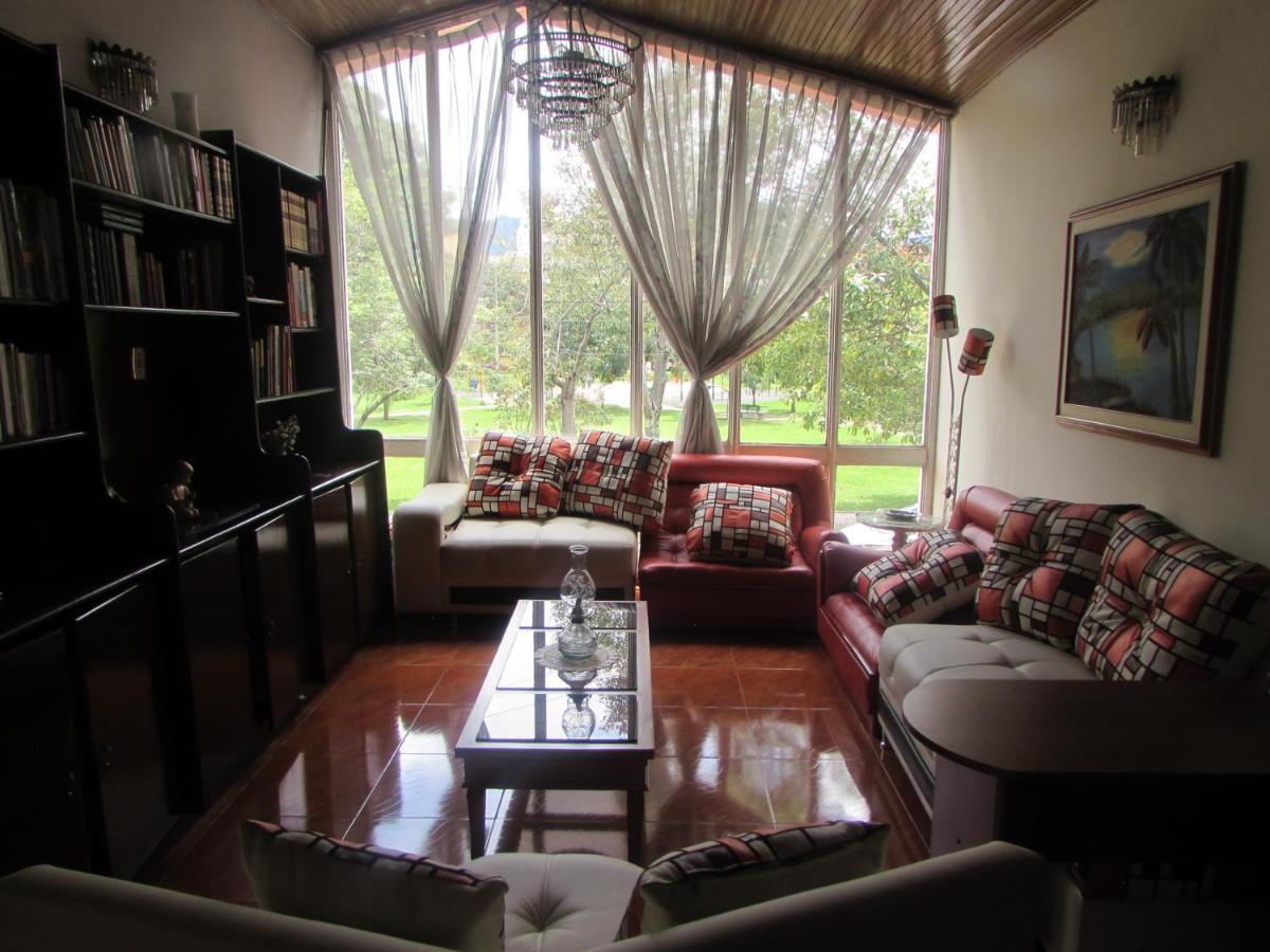 Touristic House Homestay *