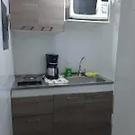 Comodo Aparta Estudio