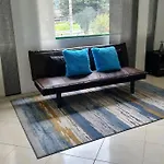 Luminoso Y Confortable Apt. A 6 Minutos Del Aeropuerto El Dorado.