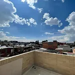 Hermoso Apartamento Con Terraza, Excelente Ubicacion Cerca Al Centro De La Ciudad