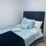 Apartamentos Amatista Cerca Al Aeropuerto