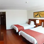 Hotel Ilar Esperanza Cerca De Embajada Eeuu Y Corferias