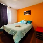 Mico Loco Casa Hostal