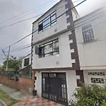 La Ponderosa Studio Apartment