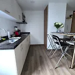 Brand-New Apartment Accommodating Up To 5 Guests, Located In The Northern Sector Of Bogota