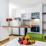 Viaggio Virrey City Apartment