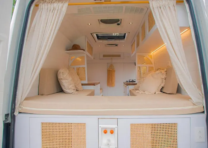 Campervan Bogota Rolling Suite
