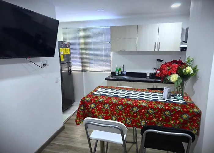 Brand-New Apartment Accommodating Up To 5 Guests, Located In The Northern Sector Of Bogota