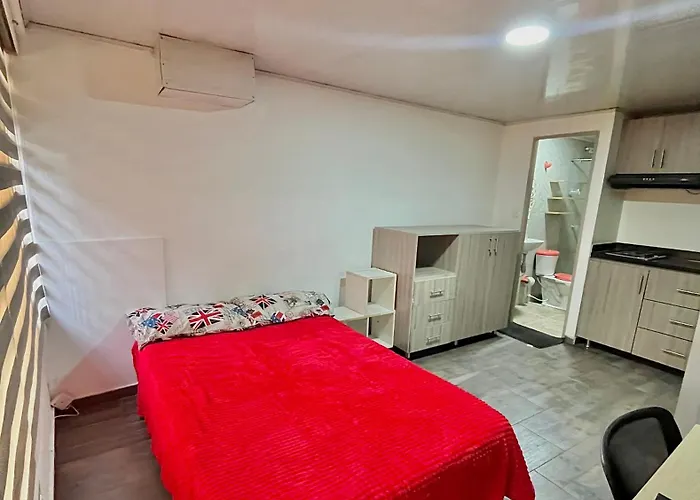 Apto Embajada, Corferias