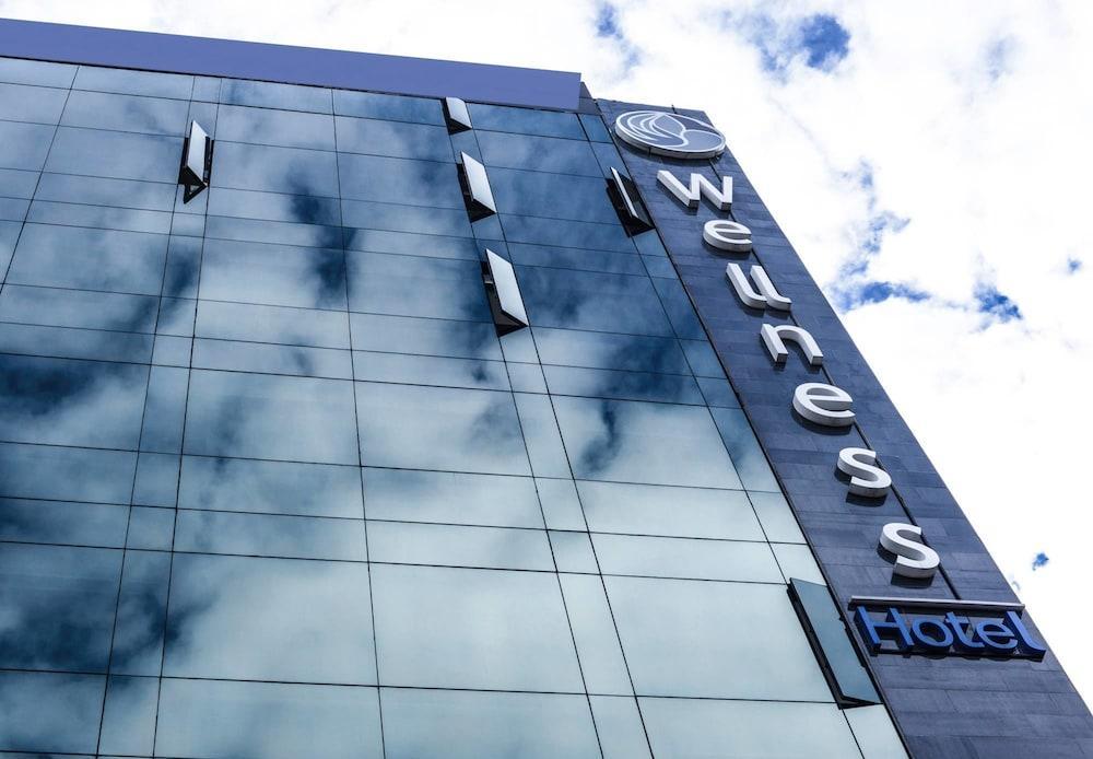 Wellness Usaquen Bed & Breakfast 4*