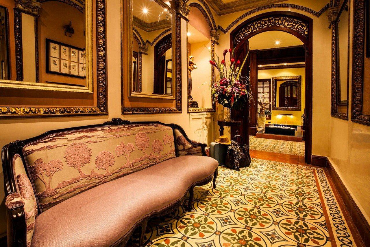 Hotel The Orchids