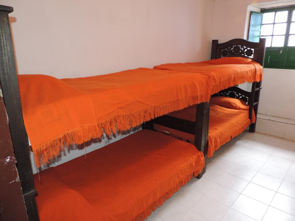 Hostel Aventureros De La Candelaria *