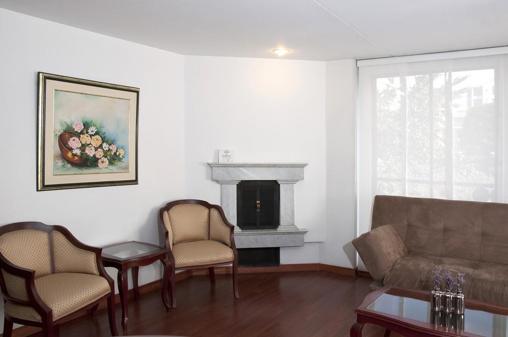 Andes Aparthotel 3*