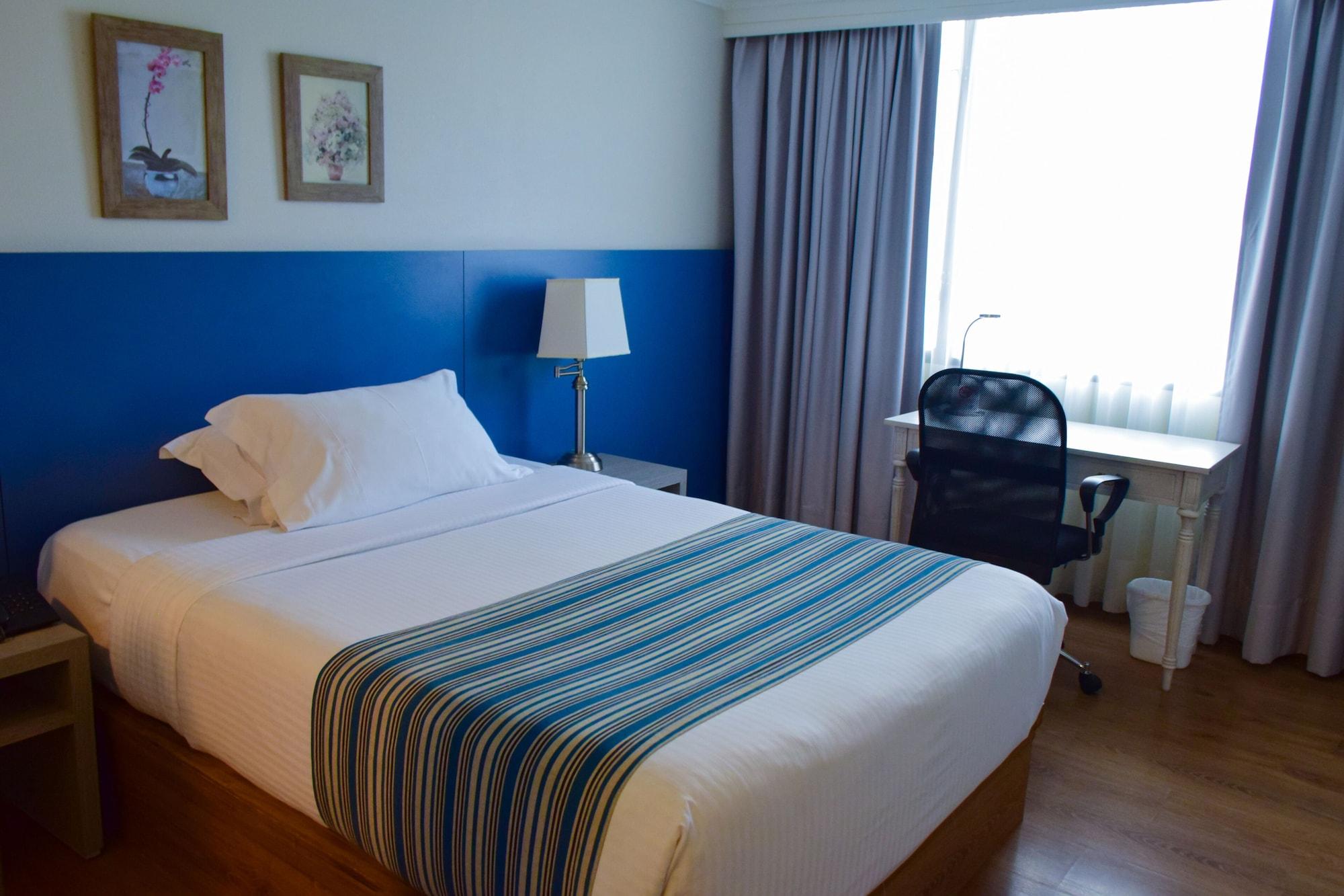 Saint Simon Hotel 3*