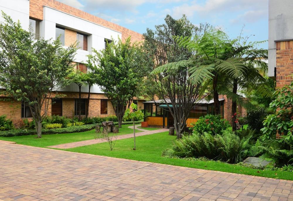 Habitel Select Hotel