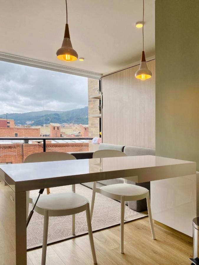 Modern Design Loft In San Patricio Apartment *