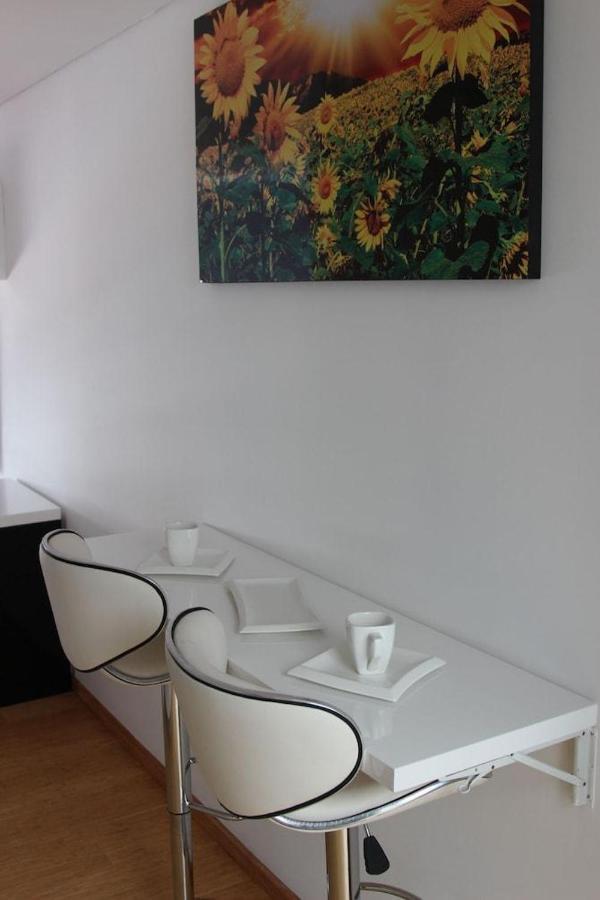 Apartasuite Edificio Monir Apartment *