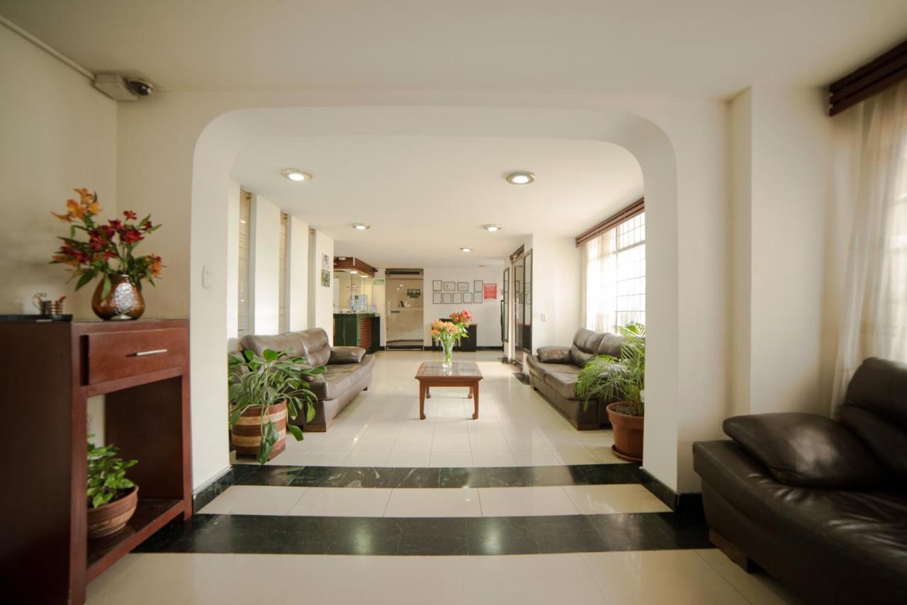Aparthotel Galerias