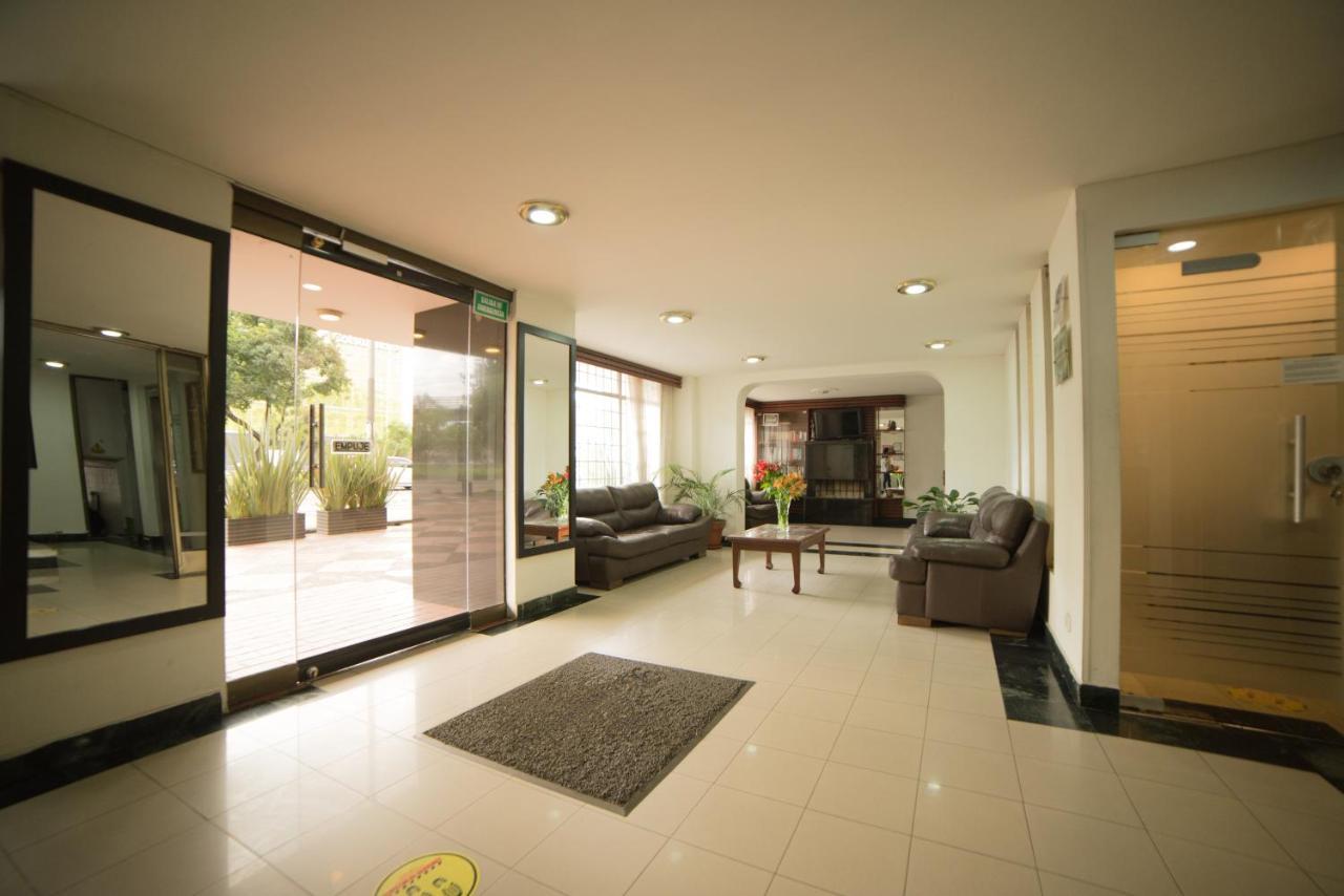 Aparthotel Galerias 2*