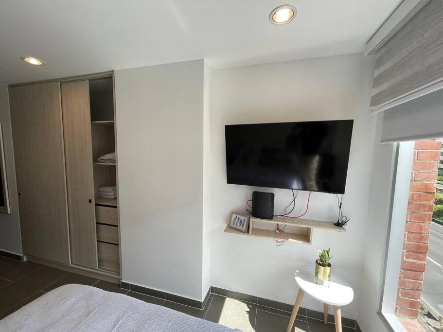 Apartamento Independiente Ubicado En Santa Barbara 203 Bogota