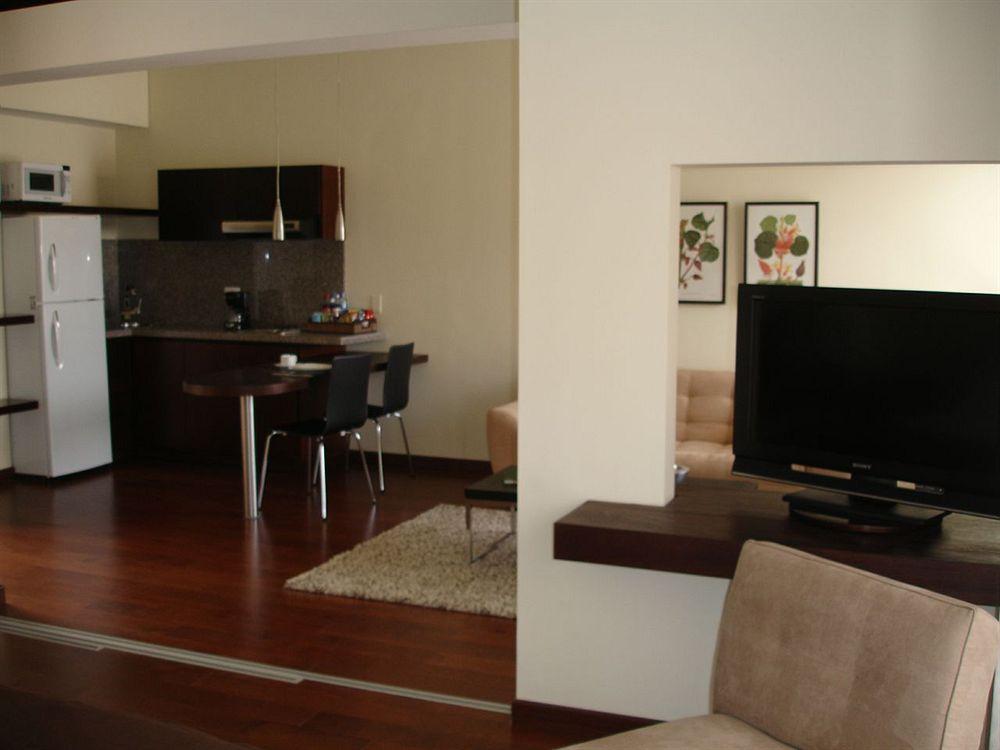 Nico Apartasuites Bogota
